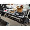 Image 2 : BLACK COMMERCIAL MASSAGE BED WITH PILLOW & MOBILE TECHNICIANS STOOL