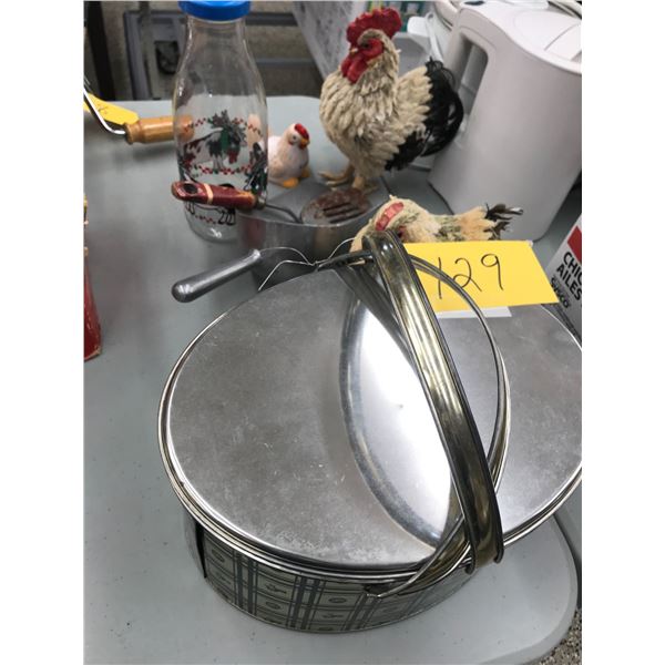 Lunch Box, Milk Bottle, Ice Scoop, Décor Chickens