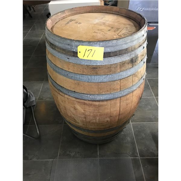 Wood Barrel, 38", on Wheels