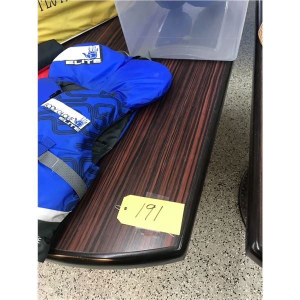 1/2 Moon Heavy Table