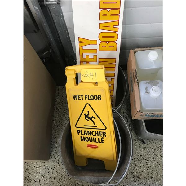 2 Wash Buckets and Sign