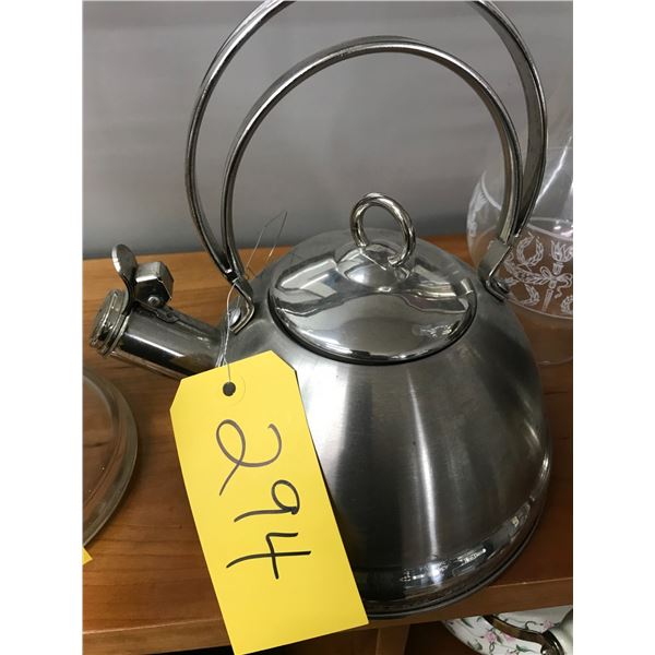 Betty Crocker Tea Pot