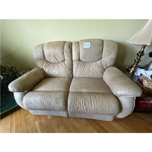 Loveseat & Chesterfield, with reclining seats (Lazyboy)