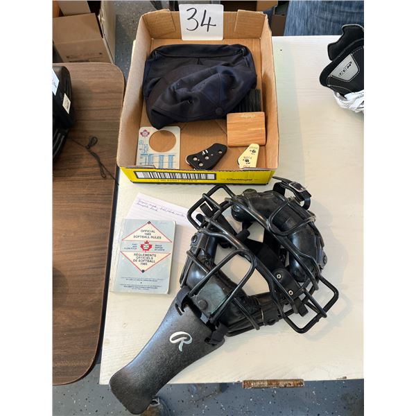 Baseball Umpire Set (3 pics)