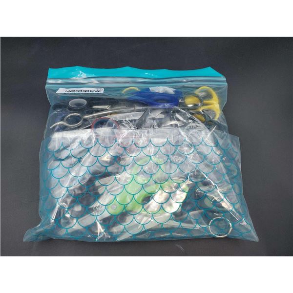 Lot of Assorted Scissors