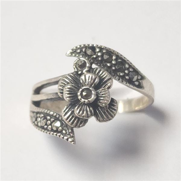 Silver Marcasite Ring (~Size )(Ring is resizable for $40) (~length inches), Suggested Retail Value $
