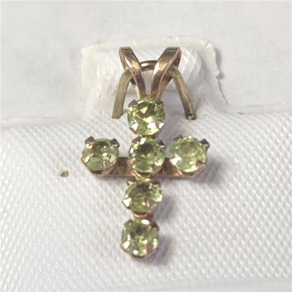 10K Yellow Gold Peridot Pendant (~Size )(Ring is resizable for $40) (~length inches), Made in Canada