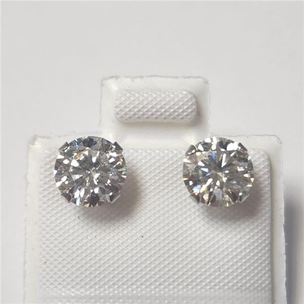 14K White Gold White Moissanite(2ct) Earrings  (~weight 0.92g), Made in Canada, Appraised Retail $11