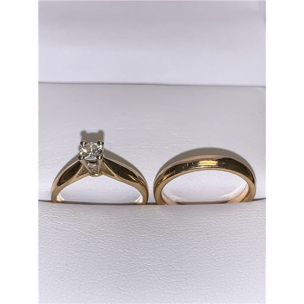 ESTATE ASSET - Ladies Vintage 14K Gold Diamond Solitaire (approx .40 carat) engagement ring with mat