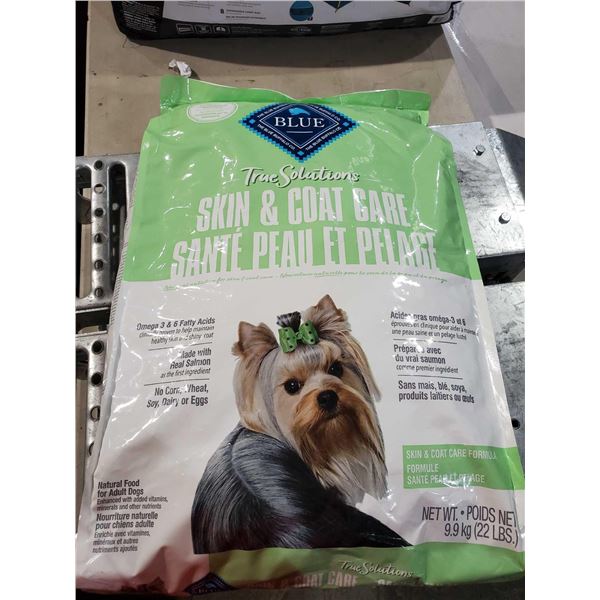 Blue Buffalo Skin & Coat Care Salmon Dog Kibble 22Lbs