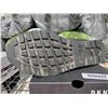 Image 4 : Womens Size 9 - DNKY Slip on Sneakers - OPEN BOX - SOLD AS IS
