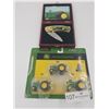 Image 2 : Ertl John Deere Tractor Set and Lock Blade Knife