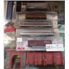 Image 2 : N Gauge Scale Vintage Train Lot Locomotive Plus Box Cars