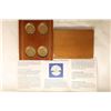 Image 2 : 1992 OFFICAL CARAVEL COLLECTION. 4 BU ROUNDS