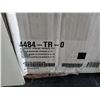 Image 2 : 2 KOHLER WHITE WELLWORTH HIGHLINE PRESSURE LENGTH TANKS