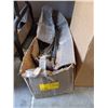 Image 1 : BOX W/LG. DIAMETER STAINLESS STEEL BRAIDED HOSE