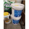 Image 3 : VARIOUS SZ BUCKETS OF SAFETY SALT