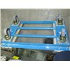 Image 2 : ROLLING 4 WHEEL CART