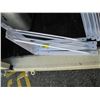 Image 1 : 4 METAL SHELF BRACKETS