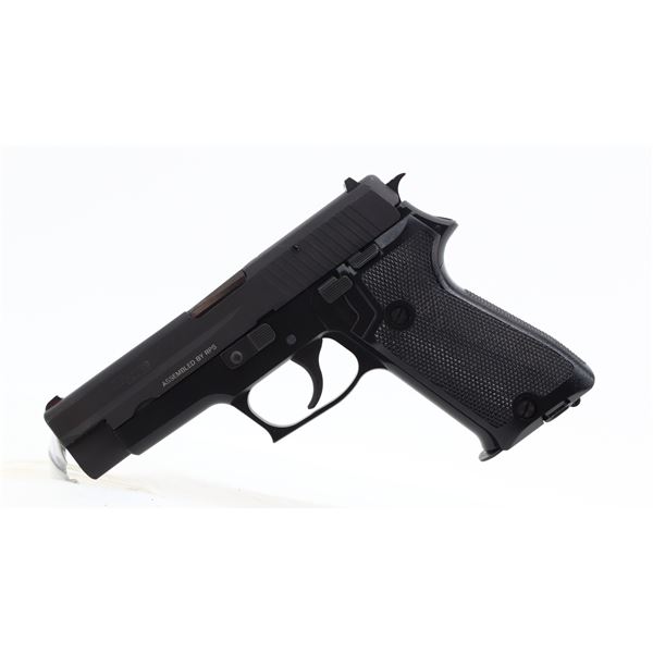 SIG SAUER, MODEL: P220, CALIBER: 9MM LUGER