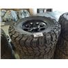 Image 2 : SET OF 4 GLADIATOR X-COMP M/T 33X12.50R17 126Q MUD + SNOW TIRE ON FRD BLACK ALLOY WHEELS