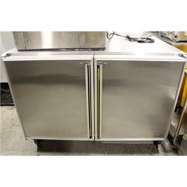 4' SILVERKING S/S 2-DOOR UNDERCOUNTER COOLER