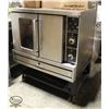 Image 1 : GARLAND ELECTRIC FULL SIZE CONVECTION OVEN W/