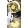 Image 1 : AIR WAVE FLOOR FAN