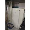 Image 1 : LOT OF BATHROOM STALL WALLS & PARTS