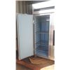 Image 2 : DELFIELD UPRIGHT 2 DOOR SOLID S/S COOLER *NO COMP.