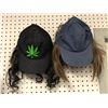 Image 1 : "Superheroes Show" - Group of 2 cap wigs