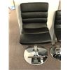 Image 2 : Group of 3 leather office chairs