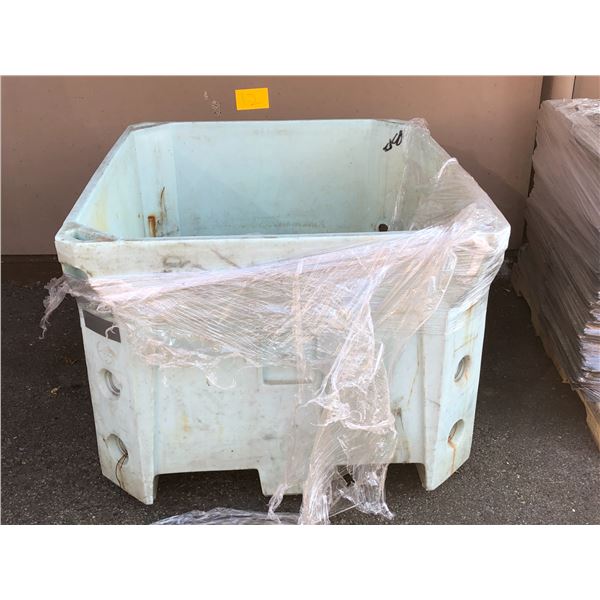 Commercial Grade Large Plastic Tote Commercial grade large plastic tote