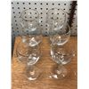 Image 2 : "Superheroes Show" - Group of 6 gold rim wine glasses