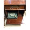 Image 2 : 1950s Vintage Philco console radio stereo / record player