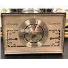 Image 2 : Group of 2 vintage barometers - 1 airguide barometer