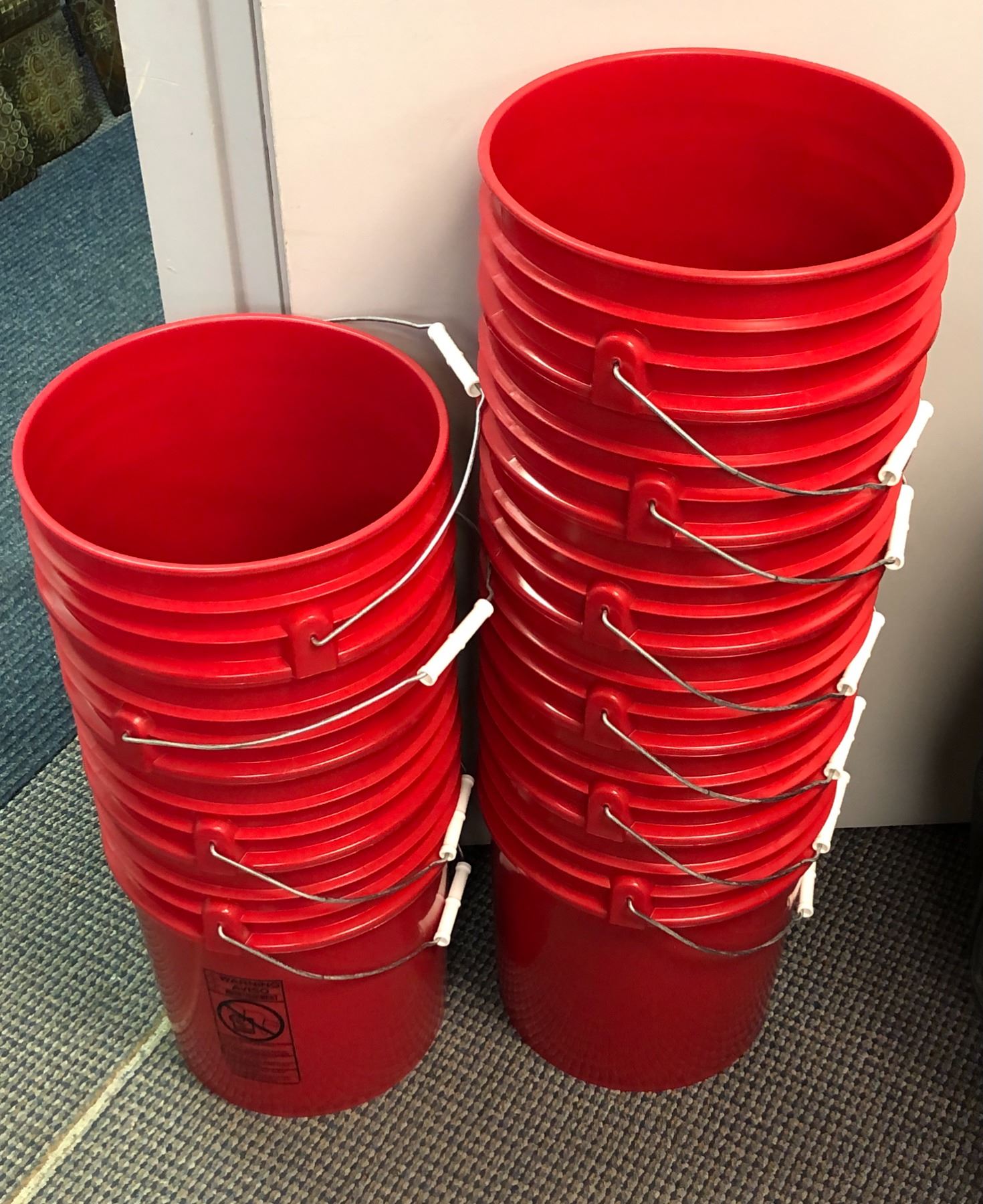 Large group of red buckets (10 pcs.)