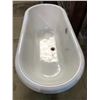 Image 3 : Original antique clawfoot tub - Very heavy (approx. 70in wide x 31 1/2in depth x 26in high)