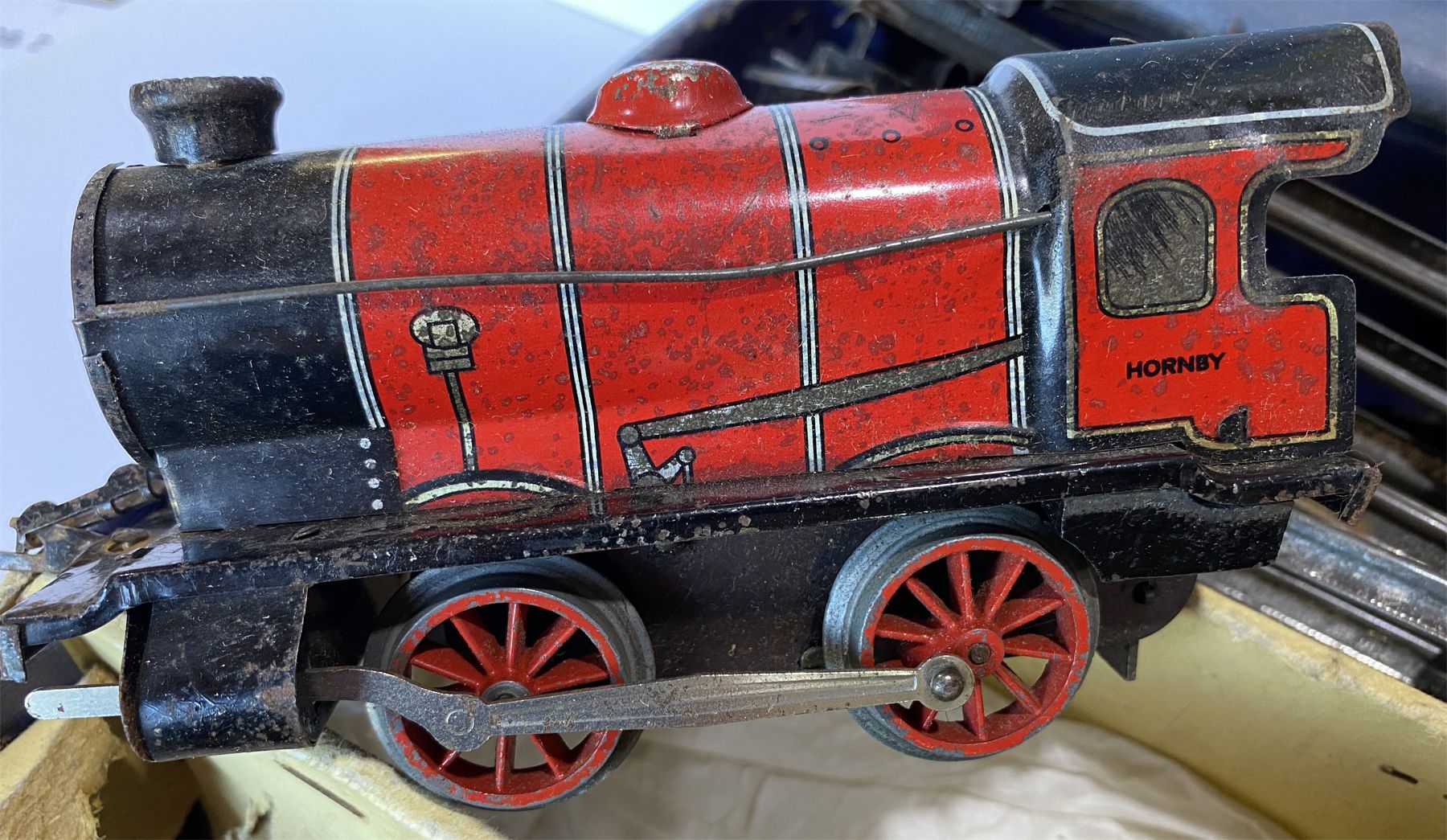 HORNBY KEYWIND TIN TRAIN W/ ORIGINAL BOX