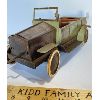 Image 4 : ANTIQUE WIND UP TIN CAR "BM 5090" AND GARAGE 