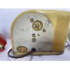 Image 2 : LOT OF 3 - VINTAGE DESKTOP ALARM CLOCKS