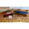 Image 2 : LOT OF 2 - MARX & TRI-ANG WINDUP TIN RACE CARS 