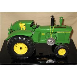JD 5010 Diesel Precision "2003 Ertl Sales Performance Award" in original showcase