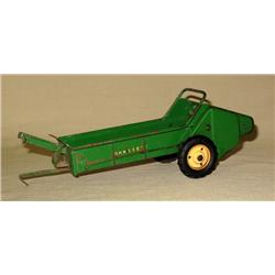 JD Long Lever Manure Spreader w/ cleat tires