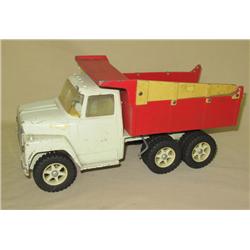 IH Loadstar Red & White dump Truck w/ white spoke rims
