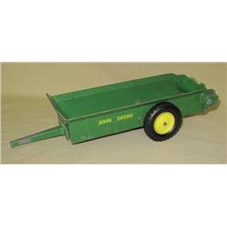 JD #44 Manure Spreader w/ plastic rims