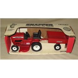Snapper Tractor w/ Cart L&G Set
