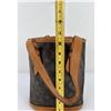 Image 17 : Vintage Louis Vuitton Monogram PM Bucket Bag