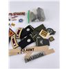 Image 3 : Lot of US Army Pins Badges Patches