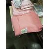 Image 2 : WOOL ACRYLIC BLANKET, SHEETS AND TABLE CLOTHS